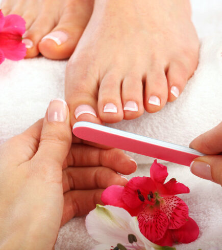 spapedicure_130462706-e1427891583977-600x488-600x488